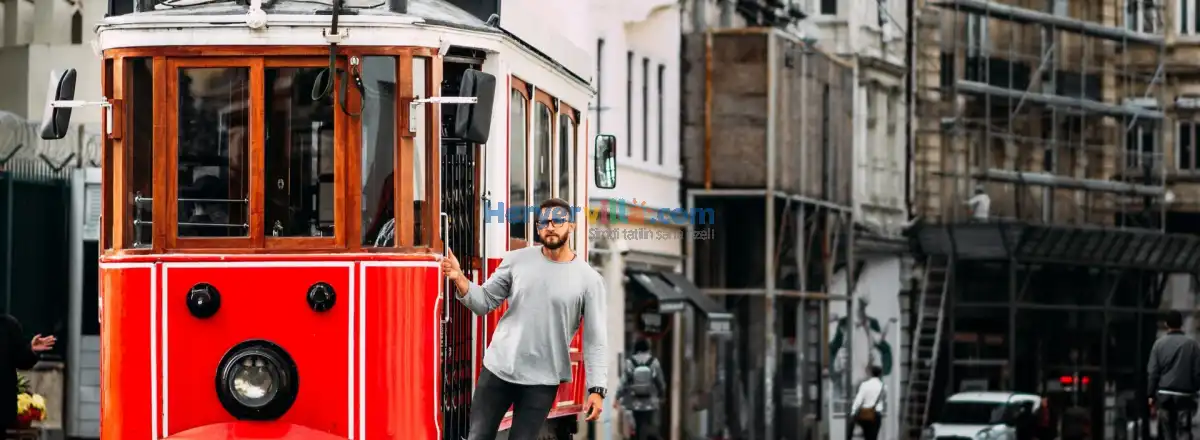 İstiklal Caddesi: İstanbul'un Can Damarı