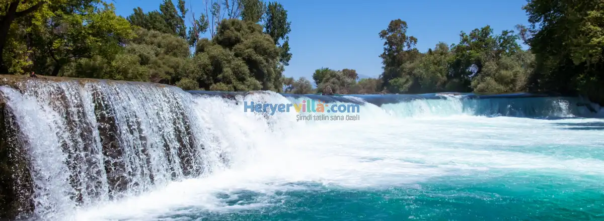 Manavgat Şelalesi: Doğanın Büyülü Sesiyle Huzur Dolu Bir Kaçamak