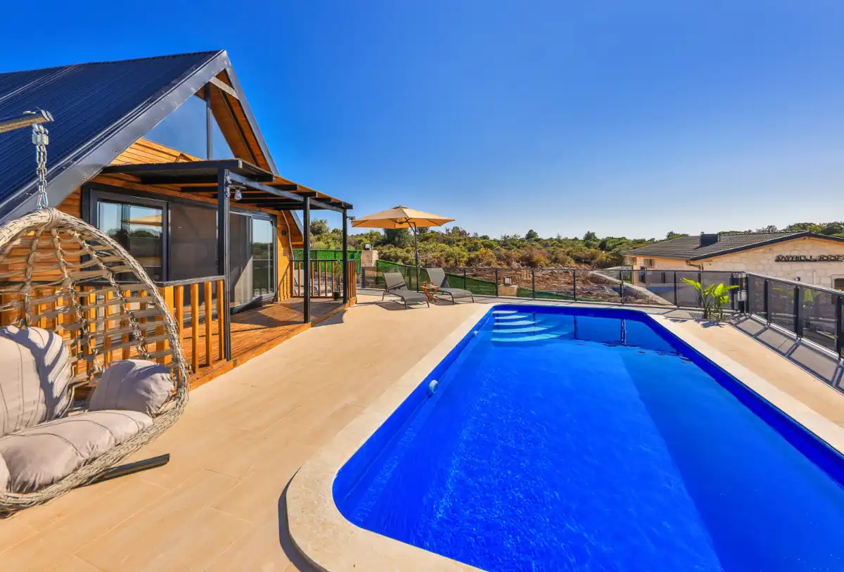 bs-v1-bungalov-bayhill-roof-2-3-924.jpg