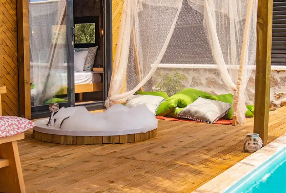 bs-v1-tiny-dream-house-3-4661.jpg
