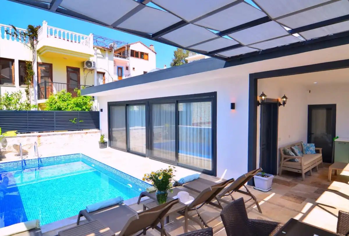 bs-v1-villa-deepblue-0-840.jpeg