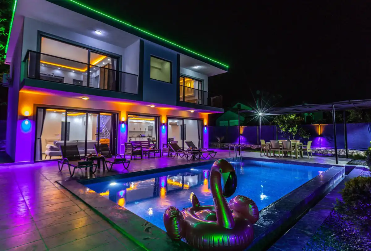 bs-v1-villa-last-summer-0-2926.jpg