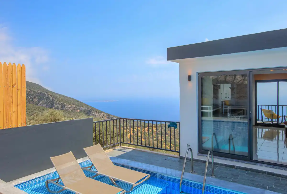 heryer-villa-suit--mulberry-pool-9-10_613.jpg