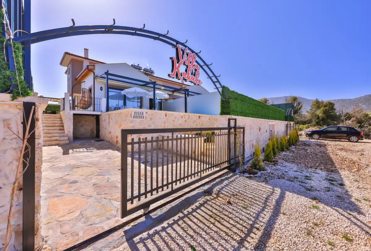 heryer-villa-villa-kakule-23_711.jpg