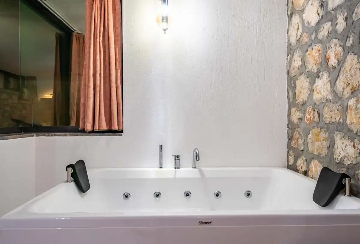 heryer-villa-villa-therapy-olea-29_63.jpg