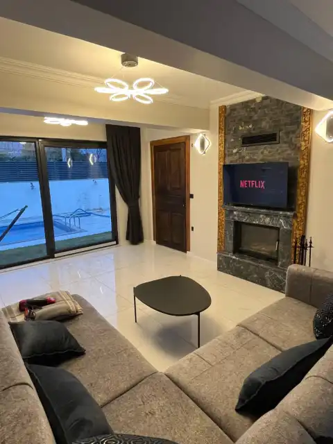 Salon
