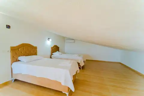 4. Yatak Odası