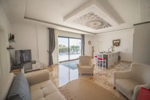 Salon