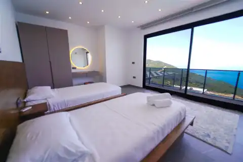 4. Yatak Odası