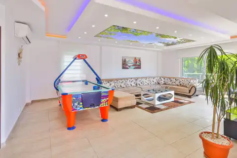 Salon
