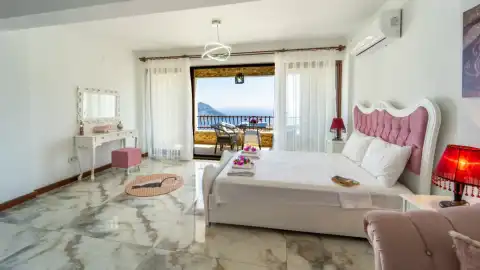 4. Yatak Odası