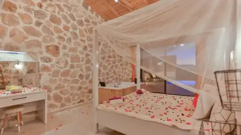 1. Yatak Odası