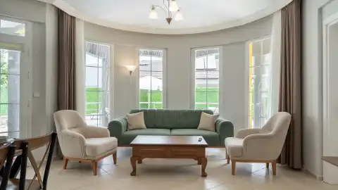 Salon