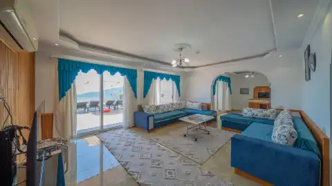 Salon