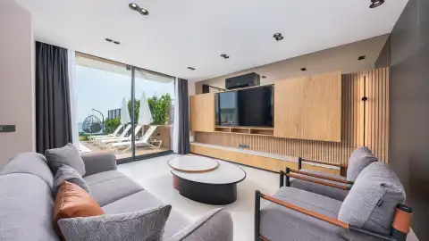 Salon