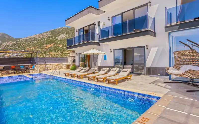 Villa-Gunes-1-66_206.jpg