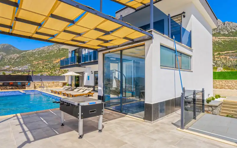 Villa-Gunes-1-74_618.jpg