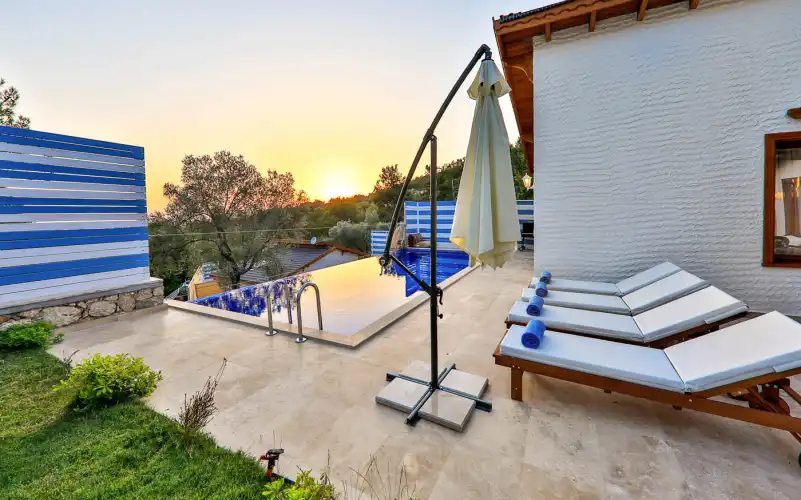 Villa-Sunset-2-2_937.jpg