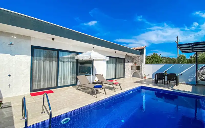 bs-v1-villa-ahdem-1-8960.jpg