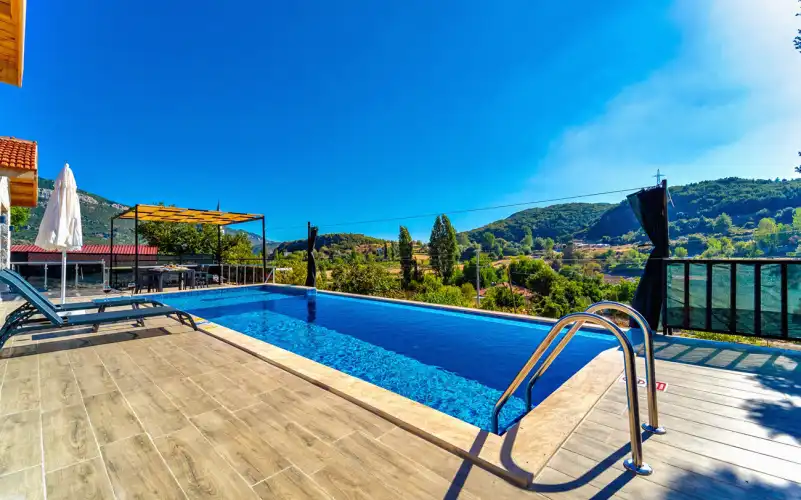 bs-v1-villa-alya-ikizce-2-8570.jpg