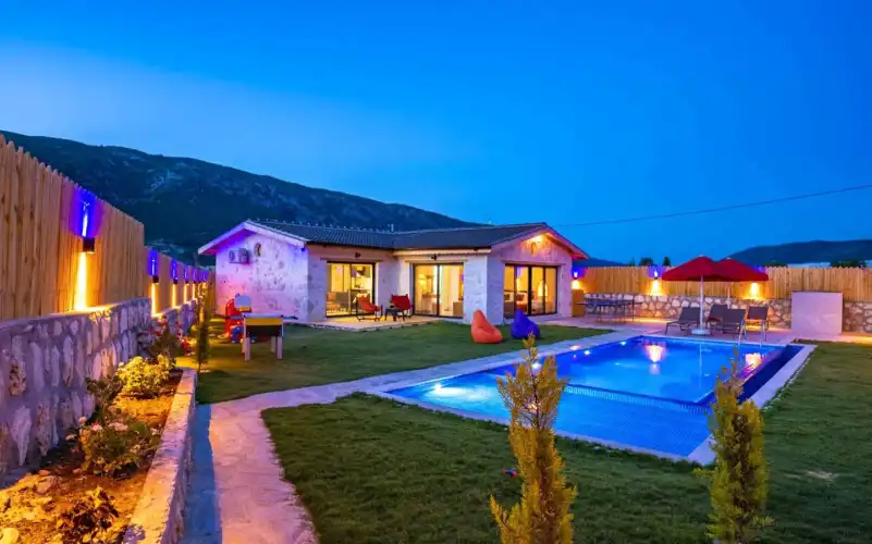 bs-v1-villa-cherry-1-5945.jpg