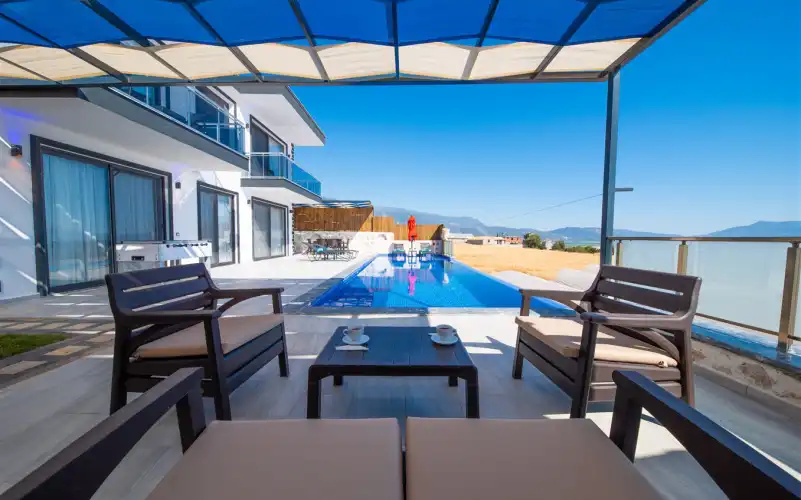 bs-v1-villa-vanessa-2-1961.jpg