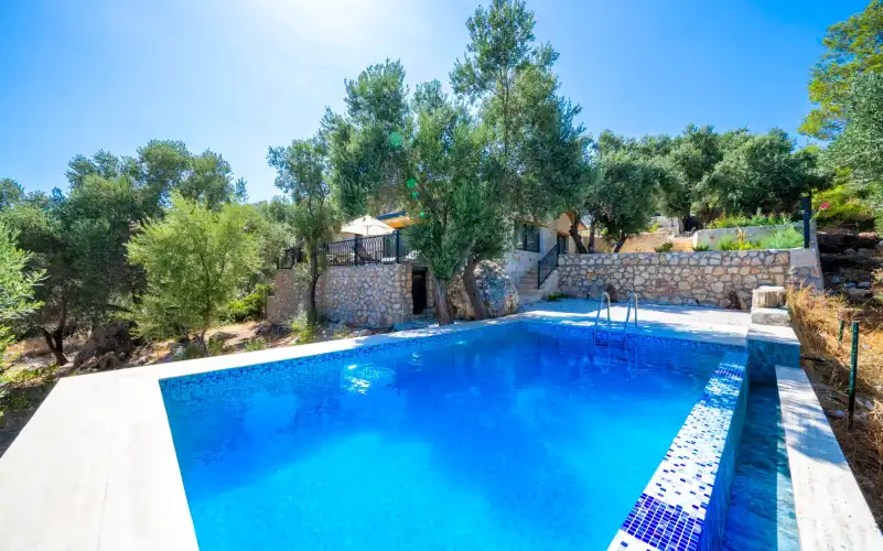 her_yer_villa_karanfil_2-10_520.jpg