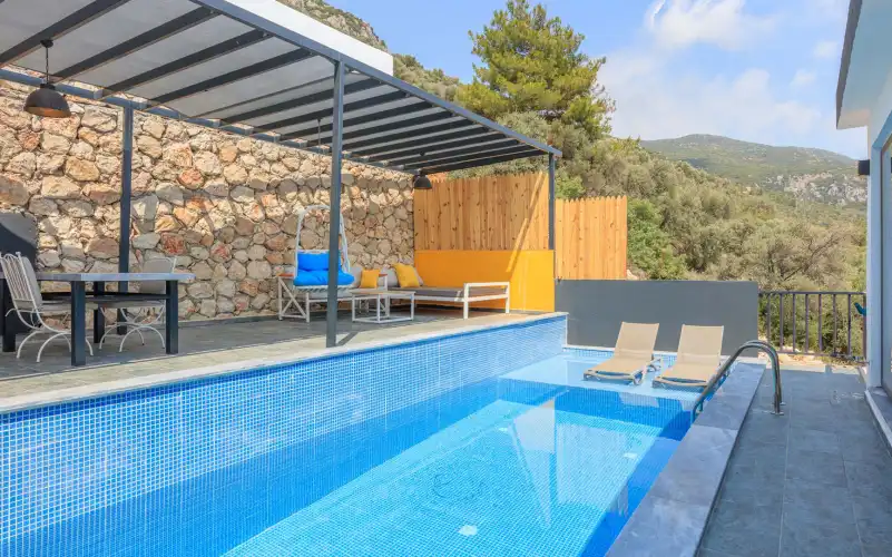 heryer-villa-suit--mulberry-pool-9-9_310.jpg