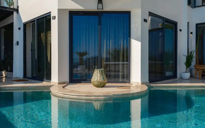 heryer-villa-villa-nisa-23_822.jpg