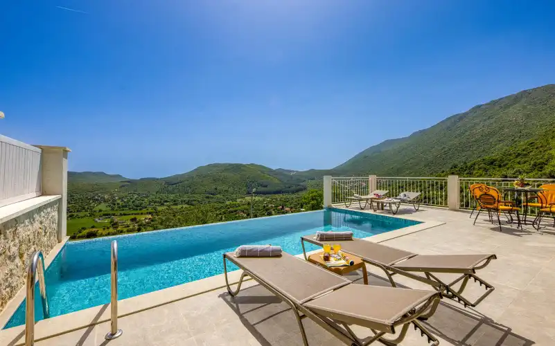 heryer-villa-villa-poeta-28_761.jpg