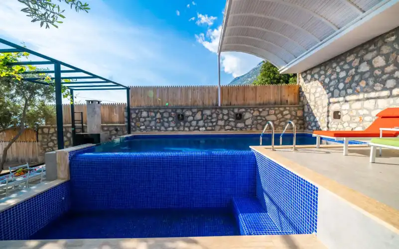 heryer-villa-villa-therapy-QUA-57_250.jpg