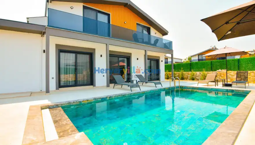 Villa Pela 2