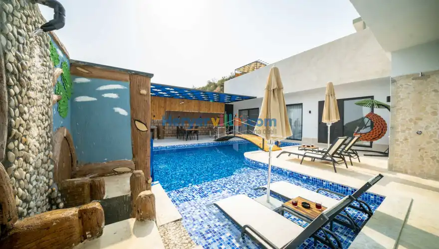 Villa Dimare 2, korunaklı, havuzlu- villapaketi