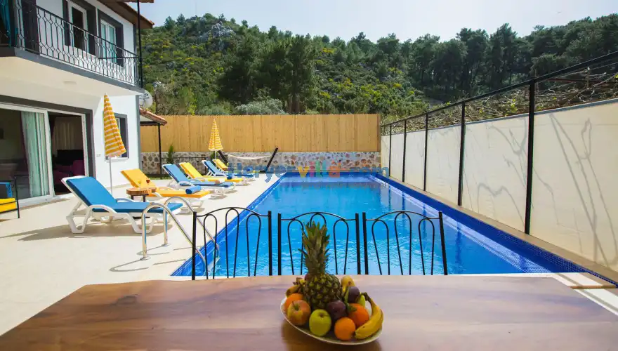 Villa Doğa, Geniş Ailelere, Havuzlu - VillaPaketi
