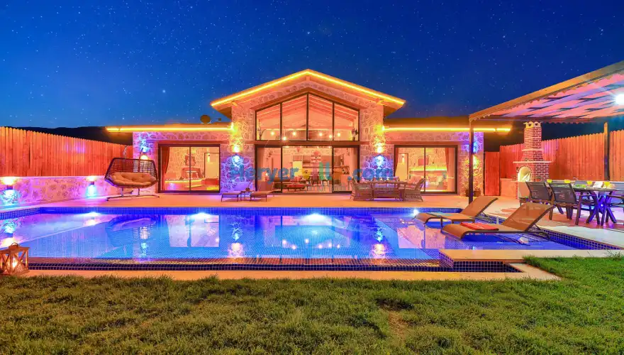 Villa Düşler Bahçesi-Muhafazakar Villa-Jakuzili Villa-Villa Paketi
