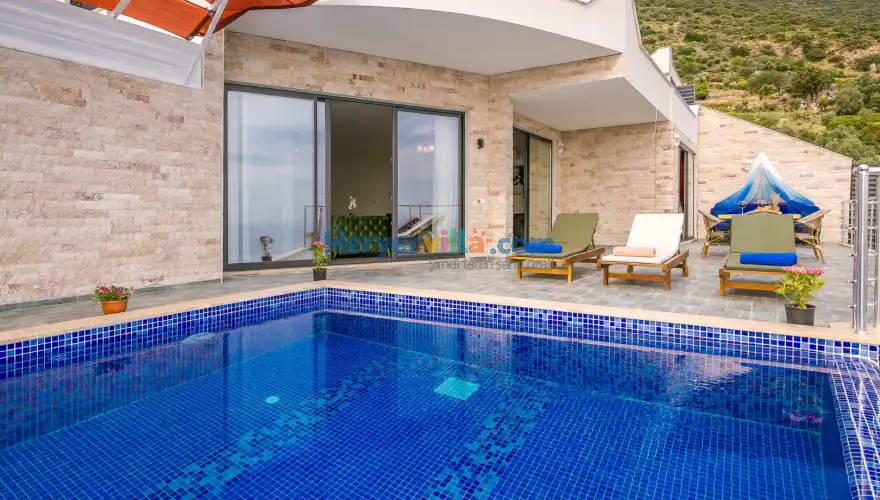 Villa İstanbul,merkeze yakın,deniz manzaralı-