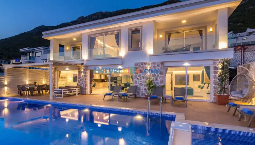 Villa Lamer Azur, 8 kişilik, jakuzili - villapaketi