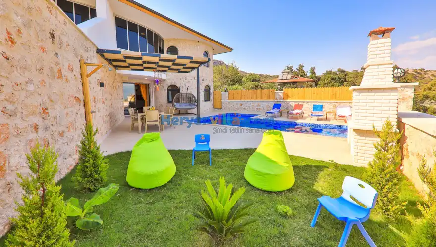 Villa Sandak 1, havuzlu, jakuzili - villapaketi