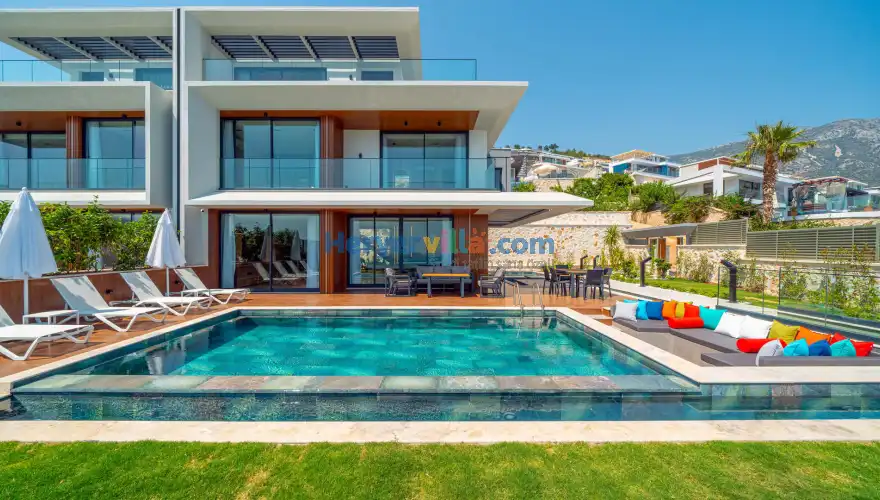 Villa Aura B