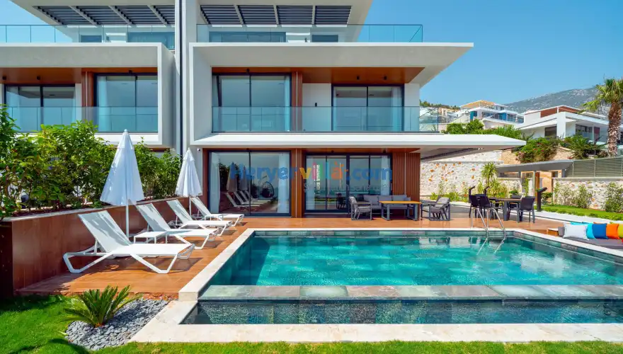 Villa Aura A