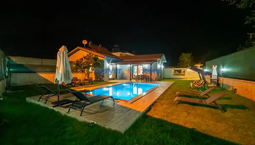 Villa Clove Pink