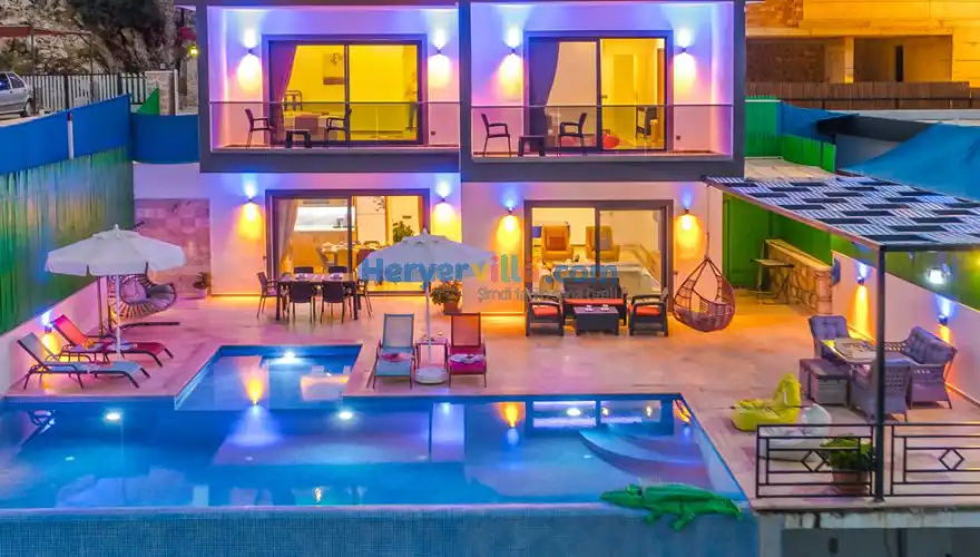 Villa Göktaşı,doğa içerisinde, havuzlu - villapaketi