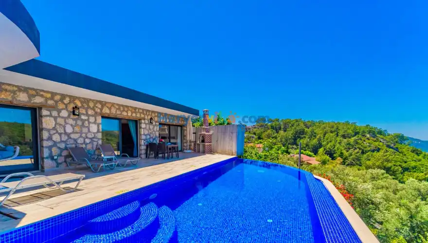 Villa Tropik